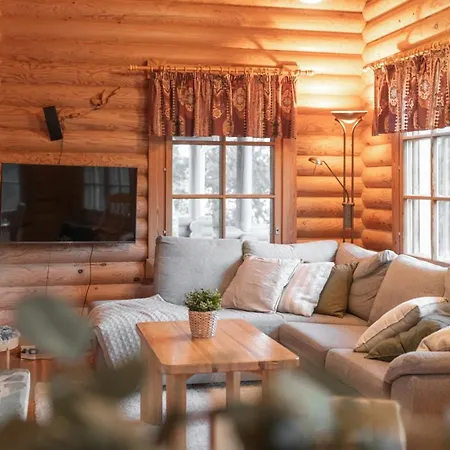 Porontima | Cozy Lakeside For 12 Villa Kuusamo