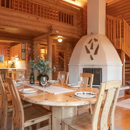 Porontima | Cozy Lakeside For 12 Villa Kuusamo