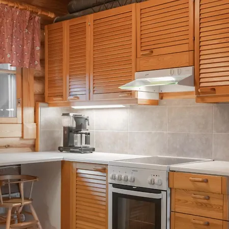 Porontima | Cozy Lakeside For 12 *